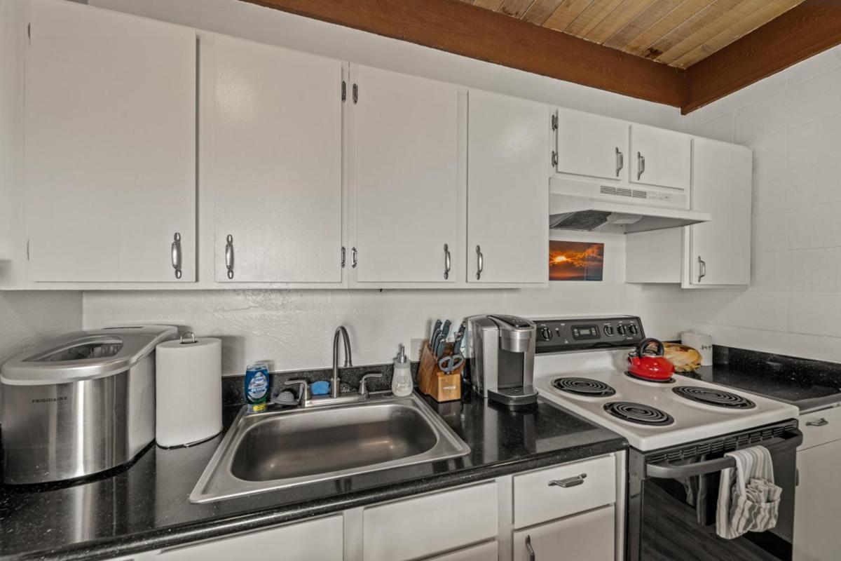 Newly Upgraded 1Br Unit Near Beach Max Of 5 Guests Kailua Kültér fotó